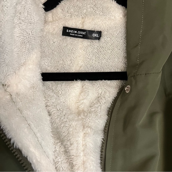 SHEIN Curve Drawstring Waist Lined Coat - Picture 4 of 6